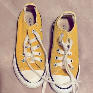 Girls Toddler Converse Size 11